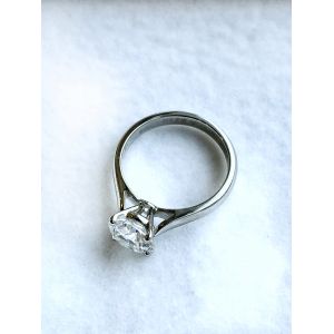 Classic Diamond Ring with One Diamond - Photo 5