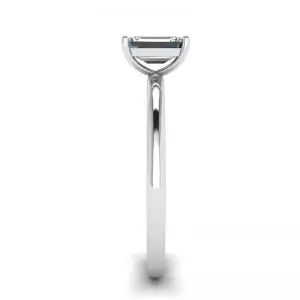 Emerald Cut Diamond Ring White Gold - Photo 2