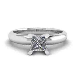 V-style Classic Setting Ring with Square Diamond