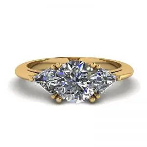Three Diamond Ring in 18K Yellow Gold