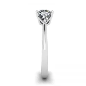 Three-Stone Diamond Ring - Photo 2
