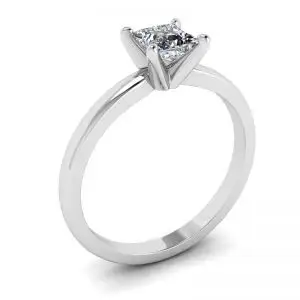 Princess Cut Diamond Ring - Photo 3