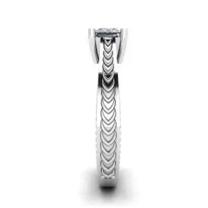 Oriental Style Princess Cut Diamond Ring - Photo 2