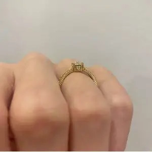 Oriental Style Princess Cut Diamond Ring 18K Yellow Gold - Photo 4