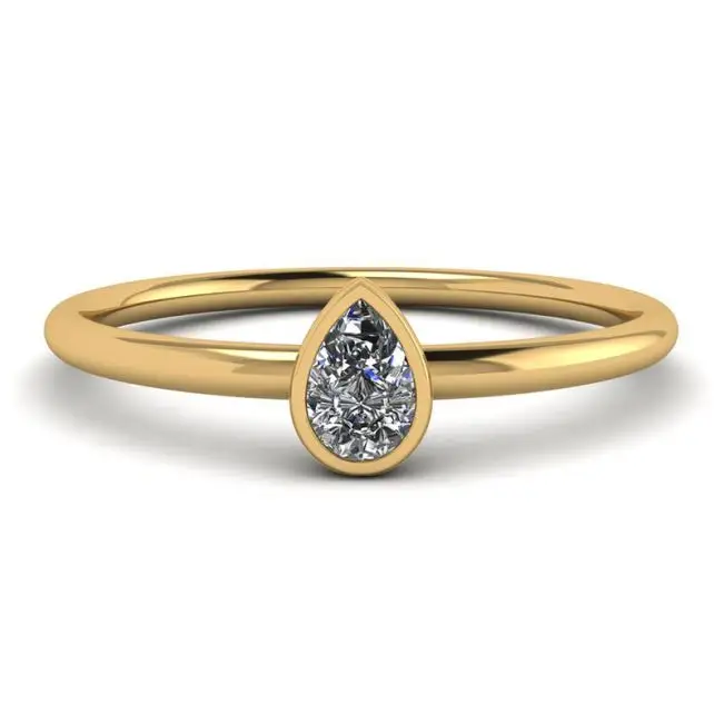 Pear Diamond Small Ring La Promesse Yellow Gold