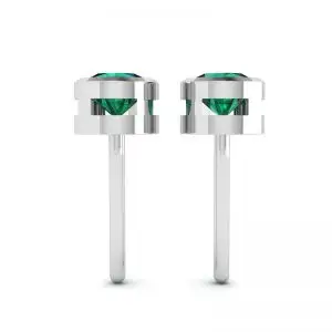 Emerald Stud Earrings in White Gold - Photo 1
